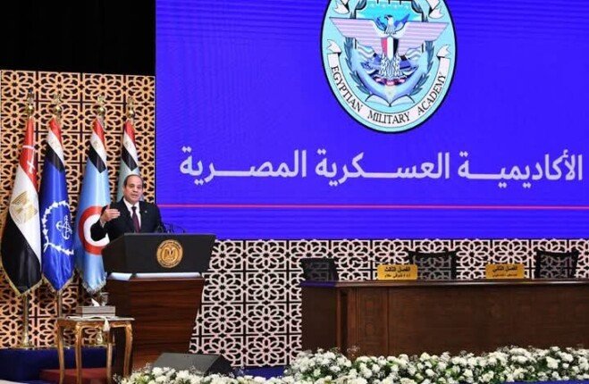 بعد توجيه الرئيس السيسي دعاة الأوقاف للاقتداء به.. من هو الإمام السيوطي؟