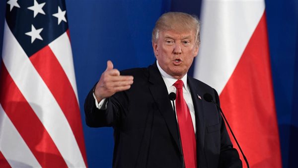 ترامب ينفي نيته إقالة رئيس الاحتياطي الفيدرالي جيروم باول ترامب ينفي نيته إقالة رئيس الاحتياطي الفيدرالي جيروم باول
