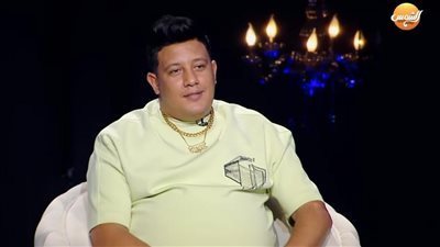 حمو بيكا يتعرض للسرقة على يد مساعده: محدش يآمن لحد.. كان دراعي اليمين وسرقني حمو بيكا يتعرض للسرقة على يد مساعده: محدش يآمن لحد.. كان دراعي اليمين وسرقني