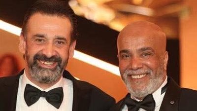 كان نفسه يشتغل مسرحية مع كريم عبد العزيز.. تركي آل الشيخ يحقق أمنية سليمان عيد بهذه الطريقة كان نفسه يشتغل مسرحية مع كريم عبد العزيز.. تركي آل الشيخ يحقق أمنية سليمان عيد بهذه الطريقة