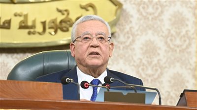 المصريون لا يفرطون في أراضيهم.. رئيس مجلس النواب يهنئ الرئيس السيسى بذكرى تحرير سيناء
