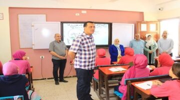 جولات ميدانية لمدير تعليم سوهاج لضمان انضباط التعليم وشفافية الامتحانات