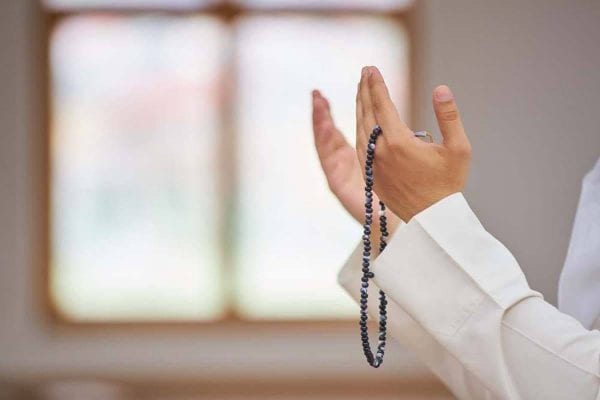 أعظم دعاء تقوله في صلاتك .. مستجاب ويغفر جميع ذنوبك