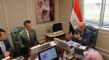 وزير الكهرباء يبحث مع «ستيت جريد» الصينية التوسع في مشروعات الطاقة المتجددة وتخزين الكهرباء