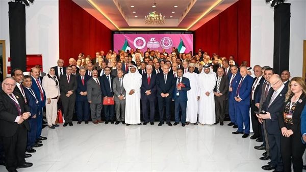 "القاصد" يشارك فى فعاليات الدورة 57 للمؤتمر العام لاتحاد الجامعات العربية بالكويت "القاصد" يشارك فى فعاليات الدورة 57 للمؤتمر العام لاتحاد الجامعات العربية بالكويت