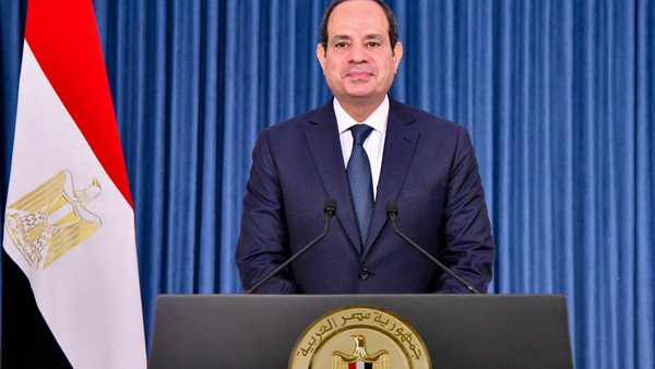السيسي: ستبقى مصر رافعة الرأس عزيزة النفس شديدة البأس ترعى الحق السيسي: ستبقى مصر رافعة الرأس عزيزة النفس شديدة البأس ترعى الحق