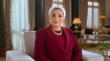 السيدة انتصار السيسي تهنئ الشعب المصري والقوات المسلحة بذكرى تحرير سيناء