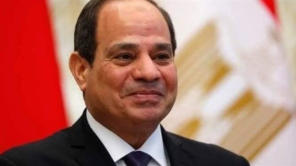 الرئيس السيسي يُهنئ الشعب المصرى بذكرى تحرير سيناء