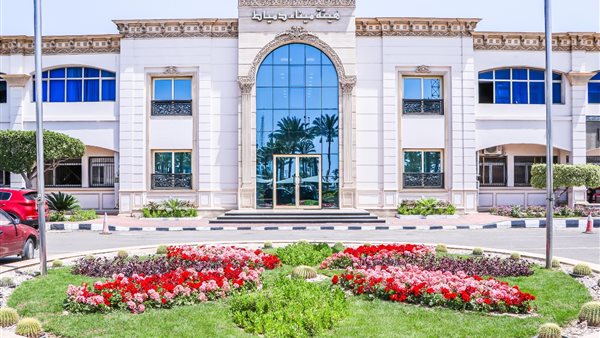 ننشر حركة تداول السفن والحاويات والبضائع العامة في ميناء دمياط ننشر حركة تداول السفن والحاويات والبضائع العامة في ميناء دمياط