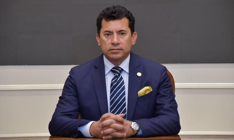 وزير الرياضة يتفقد استاد القاهرة قبل مواجهة الأهلي وصن داونز