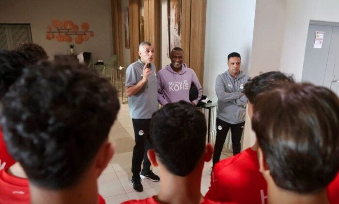 الكاس يدعم المنتخب الوطني تحت 20 سنة بحضور نبيه الكاس يدعم المنتخب الوطني تحت 20 سنة بحضور نبيه
