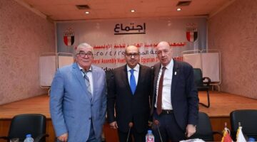 الجمعية العمومية للجنة الأولمبية تختار شريف العريان سكرتيرا عاما شرفيا