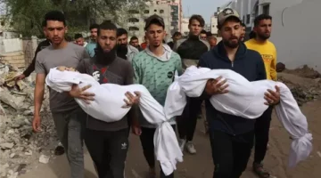 وداع وتشييع مجموعة من الشهداء من عائلة واحدة جنوب غزة.. فيديو