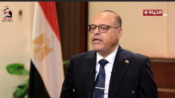 ساعات العمل وتوجيهات السيسي| جبران يحذر من اختفاء وظائف بسبب الذكاء الاصطناعي ساعات العمل وتوجيهات السيسي| جبران يحذر من اختفاء وظائف بسبب الذكاء الاصطناعي