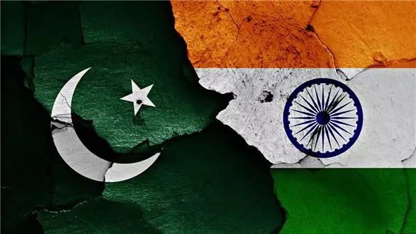 الهند وباكستان على حافة التصعيد| اشتباكات حدودية وردود غاضبة بعد هجوم كشمير الدامي.. والأمم المتحدة تدعو الطرفين إلى "ضبط النفس"