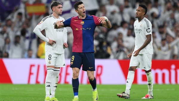توقيت مواجهة برشلونة وريال مدريد والقنوات الناقلة
