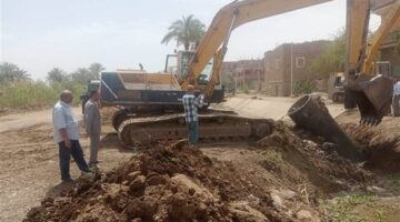 محافظ أسيوط: إزالة 328 حالة تعد واسترداد 70 فدان زراعة
