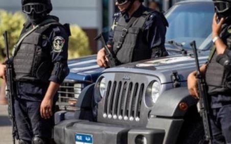 4 مسلحين يسرقون مسنا بعد تهديده بالقتل في أسوان
