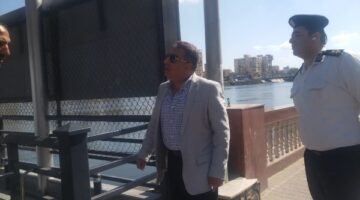 وجه بسرعة التنفيذ..  محافظ الدقهلية يتفقد مرسى الأتوبيس النهري ومساكن الجلاء