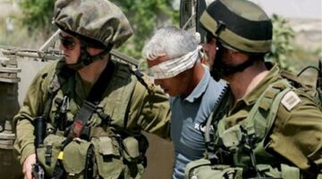 مستوطنون يقتحمون بلدة فلسطينية ويرفعون أعلام الاحتلال
