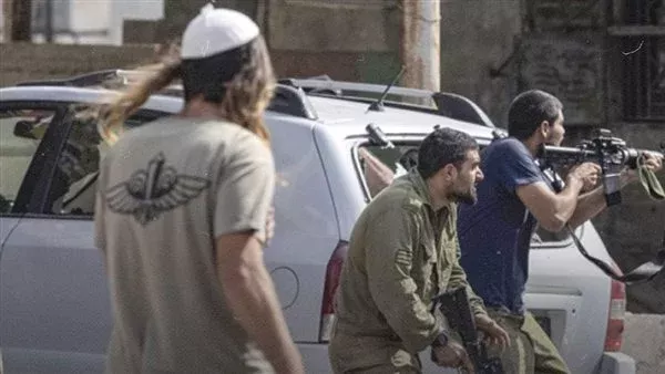 إصابة شابين فلسطينيين بعد اعتداء المستوطنين عليهما في رام الله