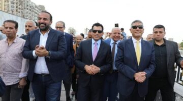 وزير الرياضة ومحافظ الجيزة يفتتحان ملاعب نادي الصحفيين النهري