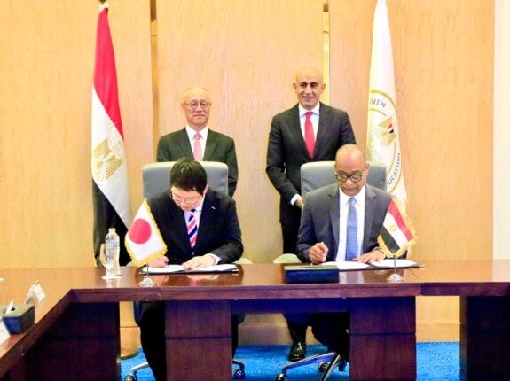مصر واليابان تعززان شراكتهما لتطوير مناهج الرياضيات