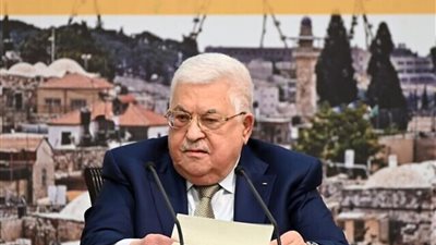 حسين الشيخ.. نائب عباس الجديد أم الخليفة المنتظر؟