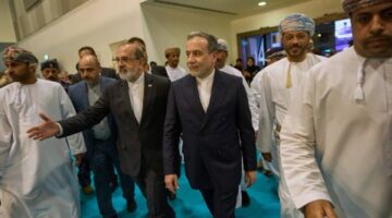 بعد الحديث عن “تقدم إيجابي”.. مسقط تحدد موعد الجولة الرابعة من المفاوضات بين واشنطن وطهران بشأن البرنامج النووي
