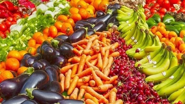 استقرار أسعار الخضراوات والفاكهة بأسواق الوادي الجديد