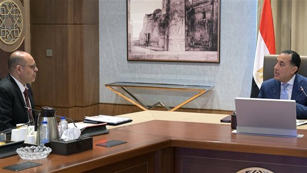 مدبولي يوجه بالبدء في جلسات التشاور بين الأطراف بشأن لائحة قانون العمل