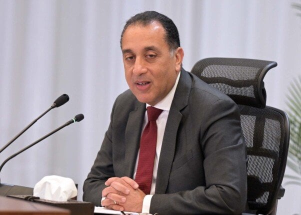 مدبولي يوجه بالبدء في جلسات التشاور بشأن اللائحة التنفيذية لقانون العمل