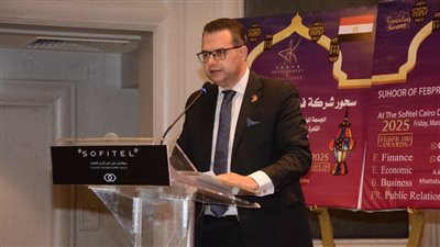 خبير اقتصادي: سنشعر بالانفراجة السياحية والاقتصادية لمصر بمجرد الوصول إلى تسوية عسكرية بين روسيا وأوكرانيا.. انهيار الدولار يعود إلى سياسات ترامب العنيدة واستبدال الرسوم بالضريبة الموحدة قرار حكيم|حوا
