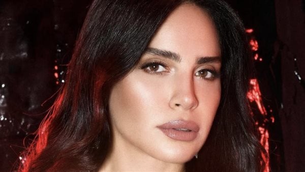 آمال ماهر: مينفعش أبعد عن الجمهور.. وأنصح المطربين المبتدئين بالتأني في الاختيار