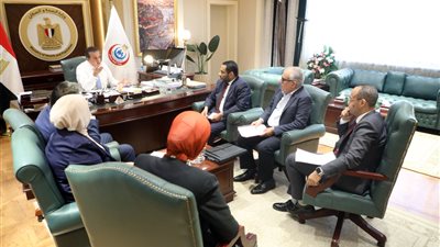 وزير الصحة يعقد اجتماعا لدراسة الوضع الراهن لاستهلاك أدوية بعض الفئات المرضية