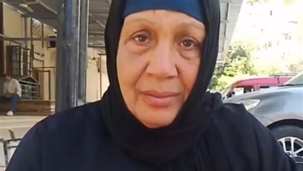بائعة خضار بإمبابة تستغيث لعلاج ابنها: بيعاني من صرع في المخ ومش قادرة على مصاريف علاجه | بث مباشر