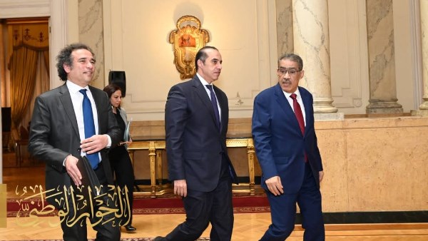 بتوجيهات رئاسية.. الأمن القومي على أجندة الحوار الوطني ولقاء عاجل مع وزير الخارجية