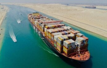 خبراء قانون: مطالب ترامب عودة للعقلية الاستعمارية.. والسيادة المصرية على قناة السويس لا تقبل المساومة