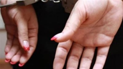 تعانى من مرض نفسى .. ضبط فتاة اعتدت على رئيس مدينة السنطة بالغربية