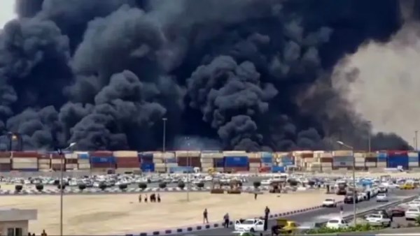 نيويورك تايمز تكشف أسباب انفجار ميناء “الشهيد رجائي” في إيران