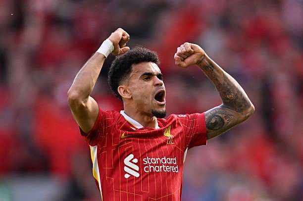 ليفربول ضد توتنهام.. الريدز يتقدم بثلاثية في الشوط الأول ويقترب من التتويج «فيديو»