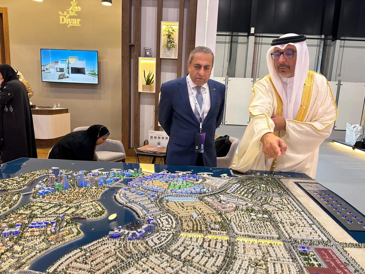 شركة العاصمة الإدارية تشارك في مؤتمر ومعرض “الابتكار في قطاع السكن الاجتماعي” بالبحرين