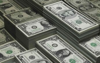 سعر الدولار في ختام تعاملات اليوم الأحد.. «الأخضر ينخفض أمام الجنيه»