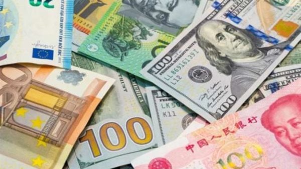 أسعار العملات في ختام تعاملات اليوم 27 أبريل 2025 ببنكي الأهلي ومصر