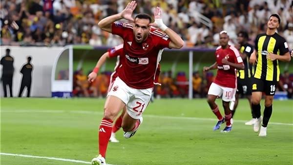 الأهلي يجهز مفاجأة لـ علي معلول وصدمة لعطية الله