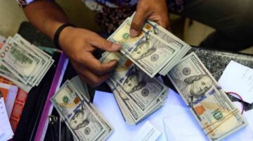 أراضي وعربيات وشقق .. إزاي الحكومة بترد الجميل للمصريين العاملين بالخارج