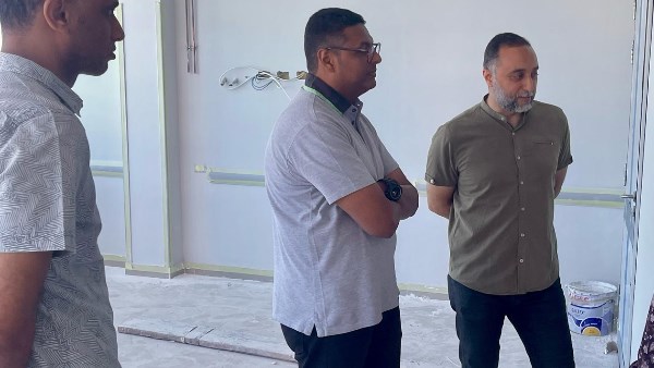 وكيل صحة البحر الأحمر يتفقد تطوير مركز القسطرة والقسم الفندقي بمستشفى الغردقة