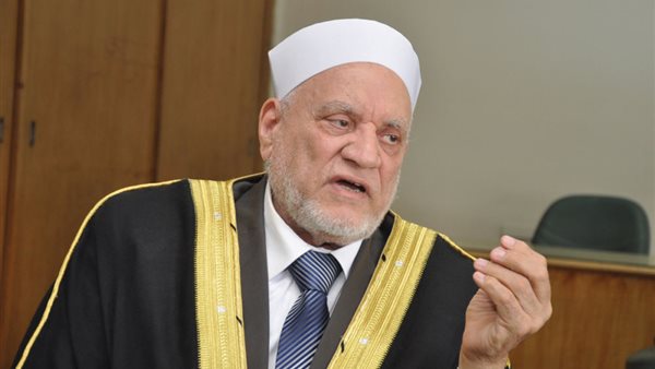 حقيقة تعرض الدكتور أحمد عمر هاشم لغيبوبة وحجزه بالرعاية المركزة - شبكة تواصل الإخبارية