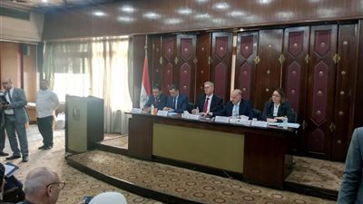 اجتماع مرتقب للجنتي الصناعة والطاقة بالبرلمان مع وزير البترول بمقر الوزارة