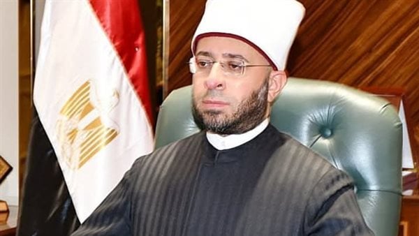 تهاون رقابي أدى لحدوث مخالفات تمس قدسية المسجد.. الأوقاف تحيل 3 من العاملين إلى النيابة الإدارية
